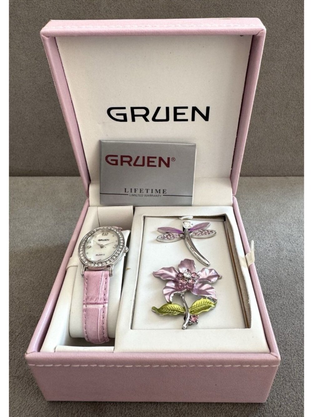 Vtg GRUEN Women's WATCH + 2 Enamel BROOCHES Dragonfly & Flower UNUSED in BOX